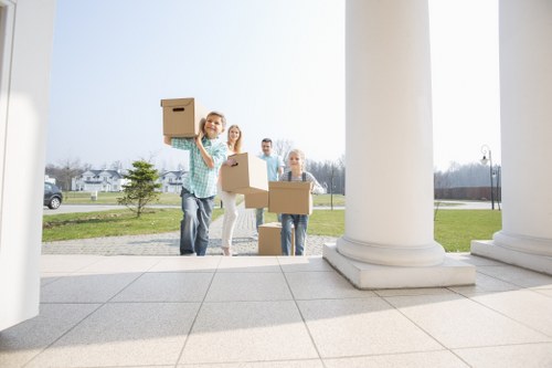 Moving truck service for homes and flats in Somers Town