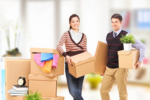 Removals van serving Somers Town residential move