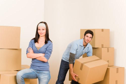 Free quote process for Man With Van Somerstown moving service